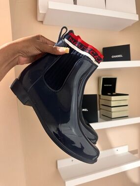 Nautica Glossy Navy Chelsea Rain Boots with Red Accent